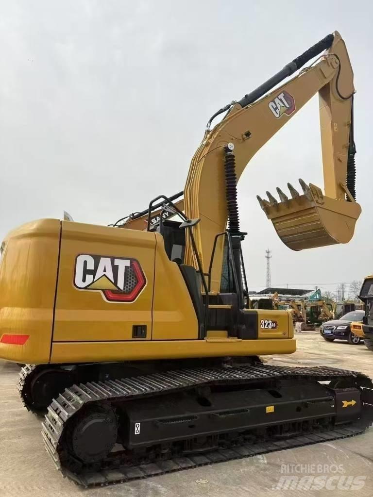CAT 323GC Bageri guseničari