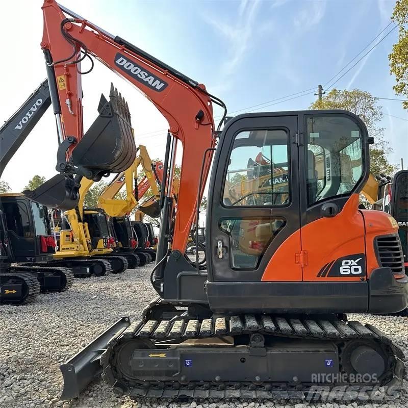 Doosan DX 60 Bageri guseničari