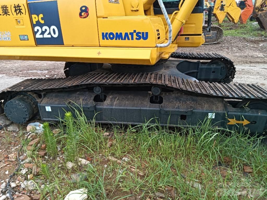 Komatsu PC 220-8 Bageri guseničari