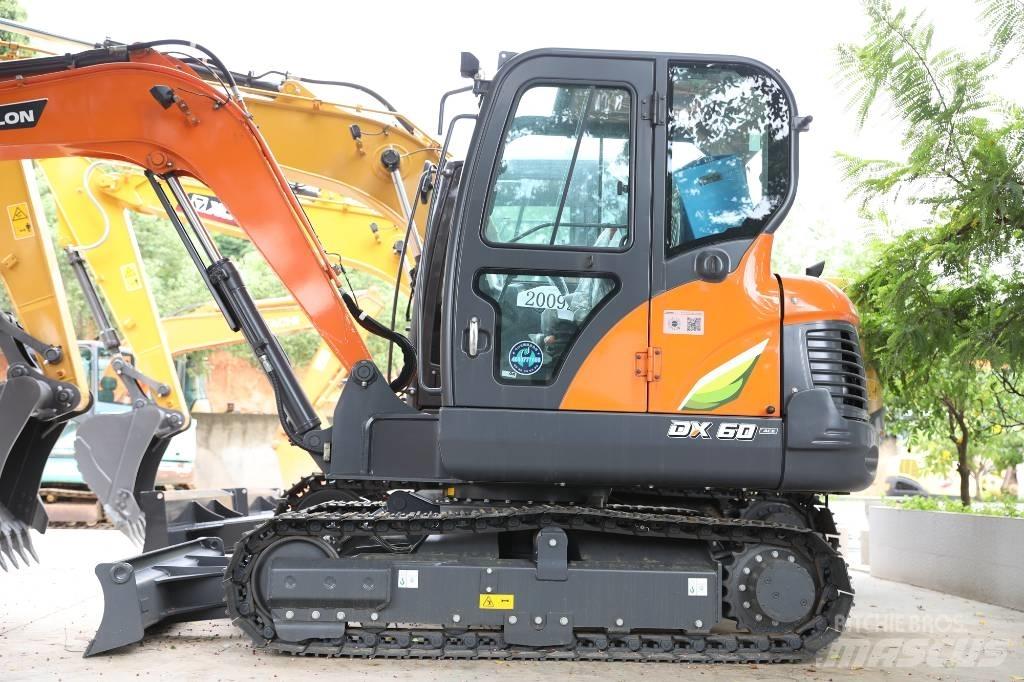 Develon DX 60 E-10 N Bageri točkaši
