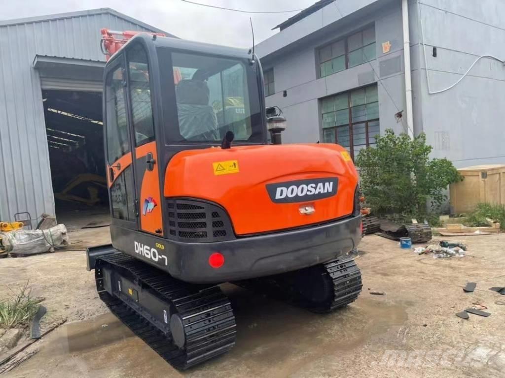 Doosan DH 60-7 Mini bageri < 7t