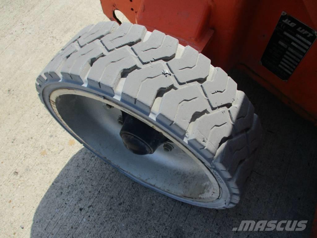 JLG E400 AJPN (687) Teleskopske samohodne platforme