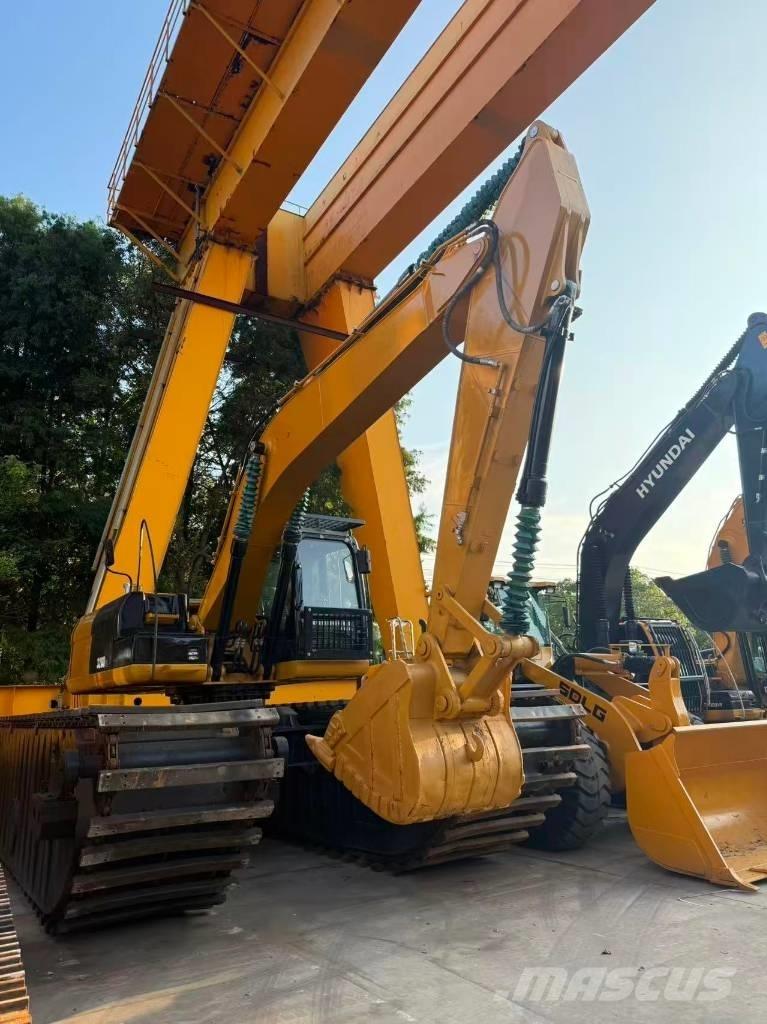 CAT 320D2 Polovni amfibijski bageri