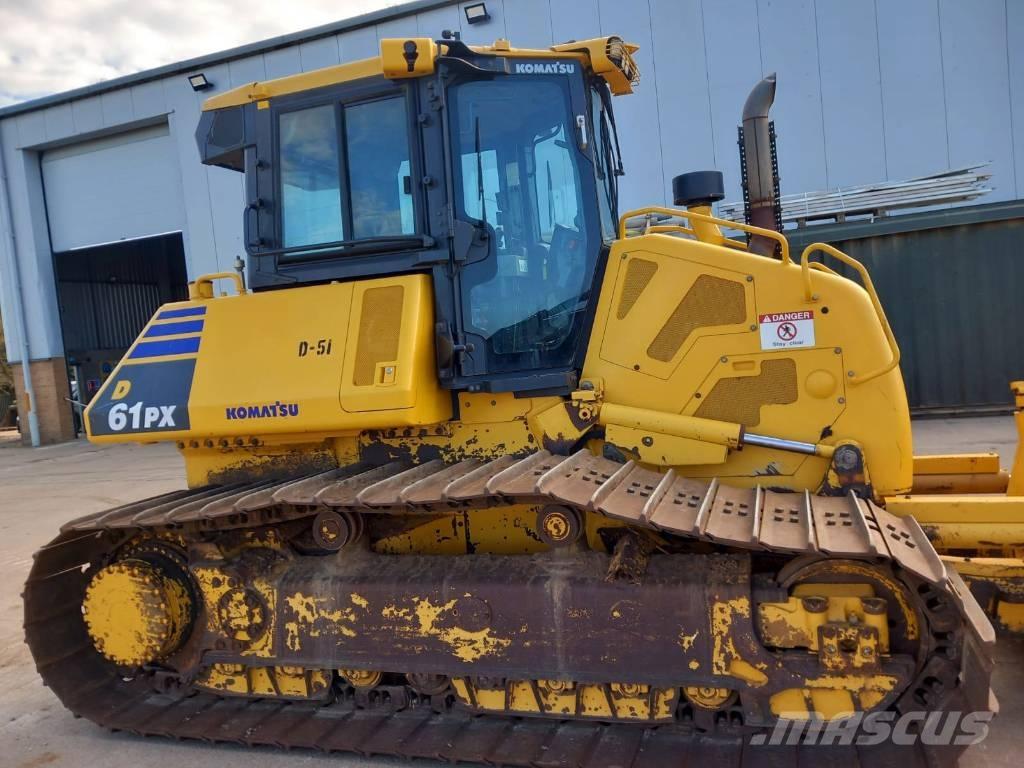 Komatsu D61PX-24 Buldožeri guseničari