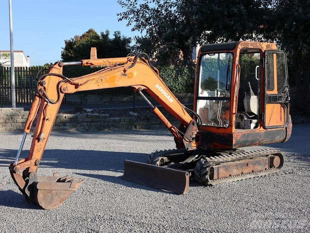 Doosan SOLAR035 Mini bageri < 7t