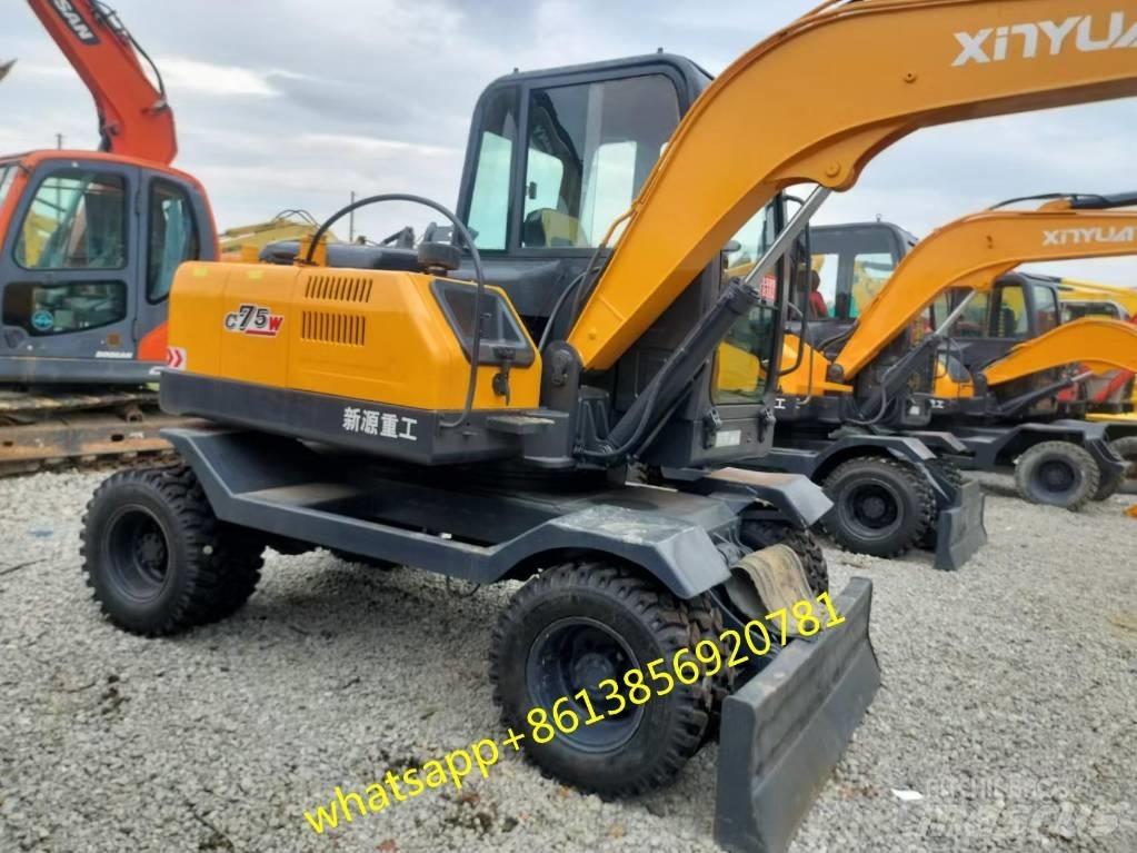 Xinyuan XYB75W Bageri guseničari