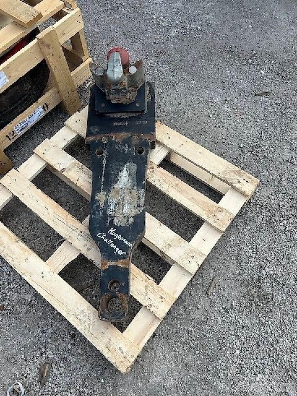 Challenger MT775E Traktori
