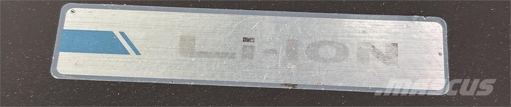 Atlet PSP160 Samopogonski ručni viljuškari