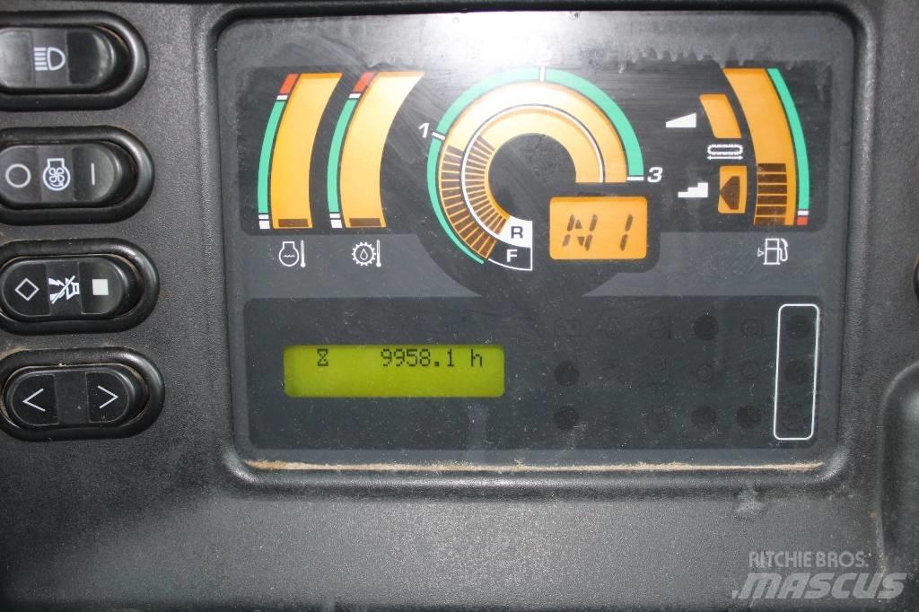 Komatsu D 51 PX-22 Buldožeri guseničari
