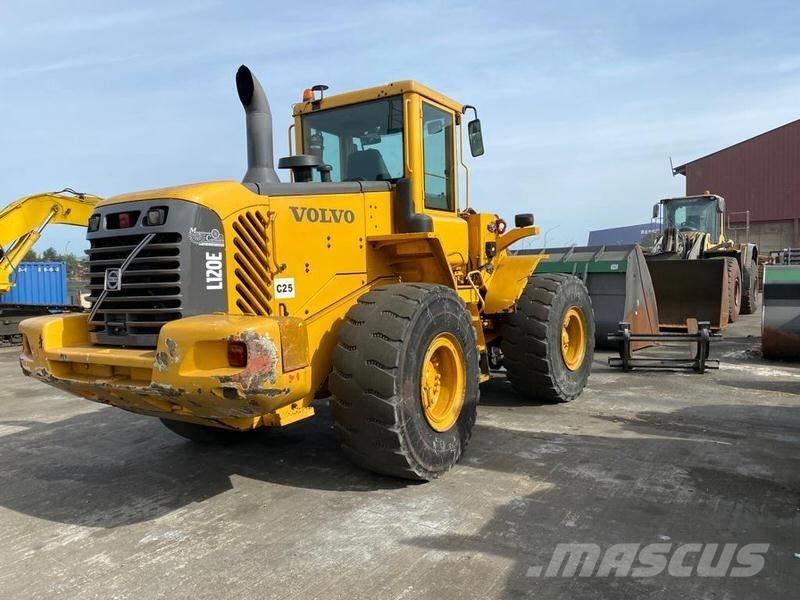 Volvo L 120 E Utovarivači na točkove