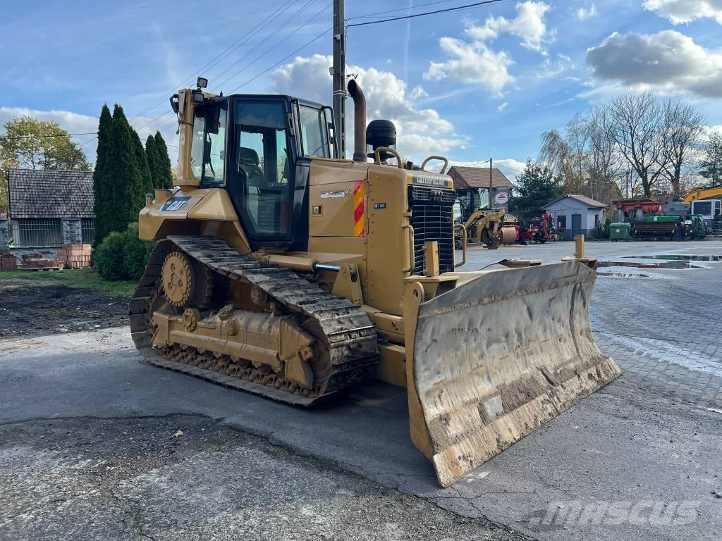 CAT D 6 N XL Buldožeri guseničari