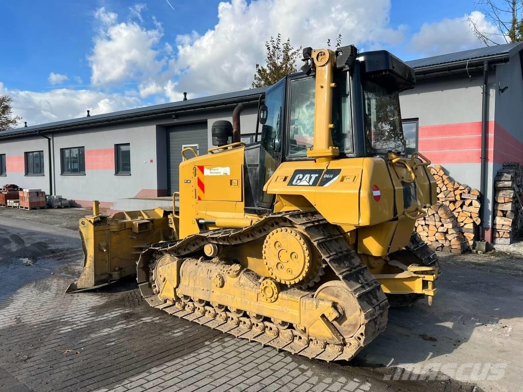 CAT D 6 N XL Buldožeri guseničari