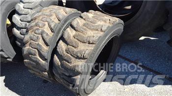 Bobcat Pneus 10-16.5 Gume, točkovi i felne