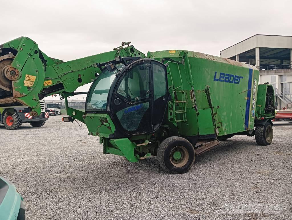 Faresin LEADER 2600 Mešaona stočne hrane