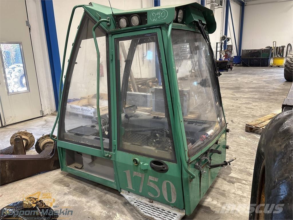 Gremo  Kabine i unutrašnjost