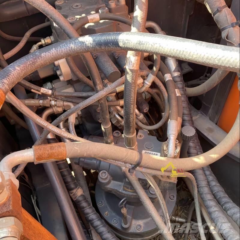 Doosan DX150-9C Bageri guseničari