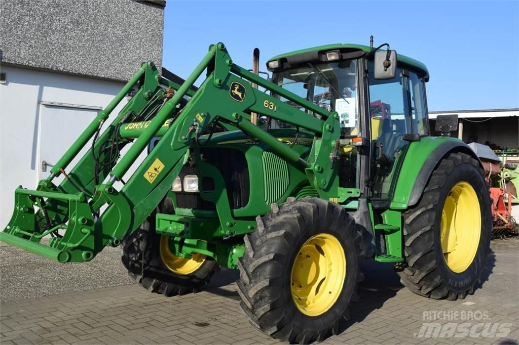 John Deere 6220 Traktori