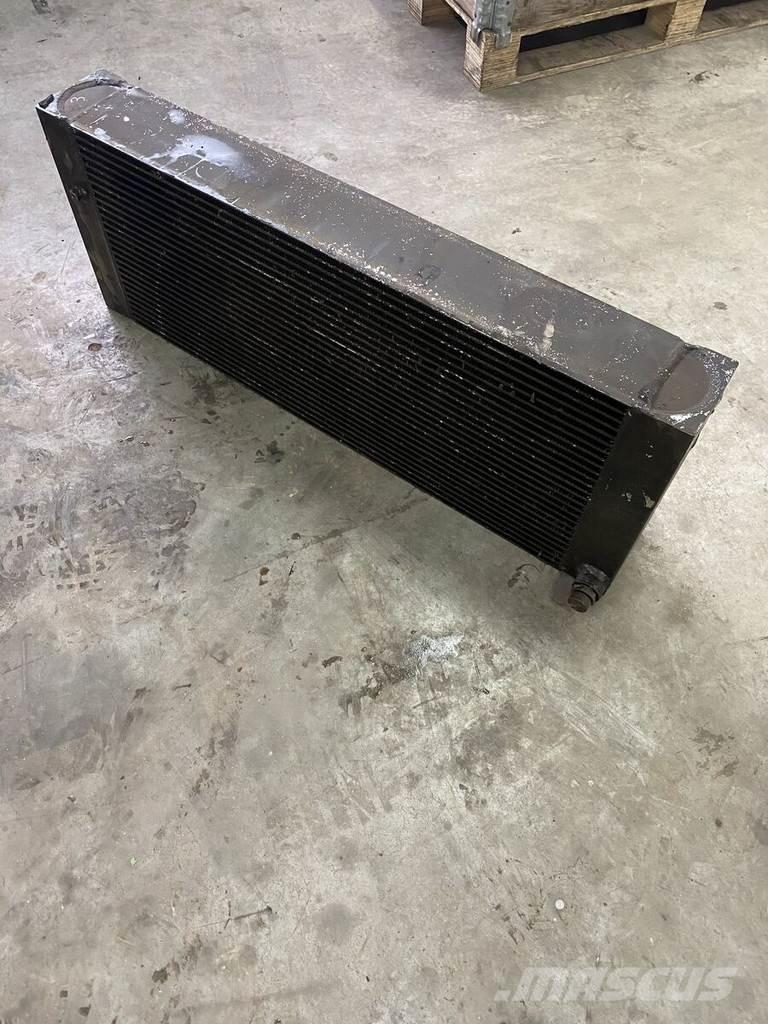 Liebherr A934C Radijatori