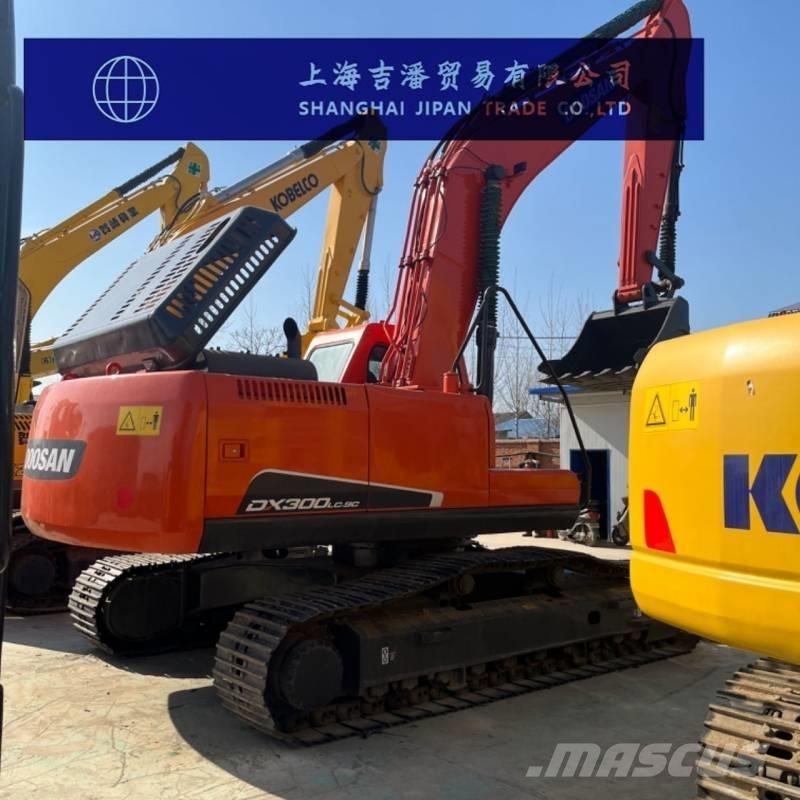 Doosan DX 300 Bageri guseničari