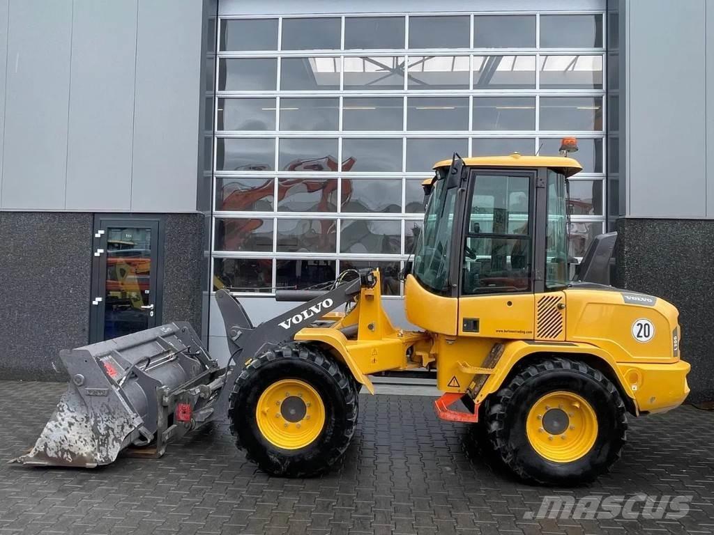 Volvo L30G Utovarivači na točkove