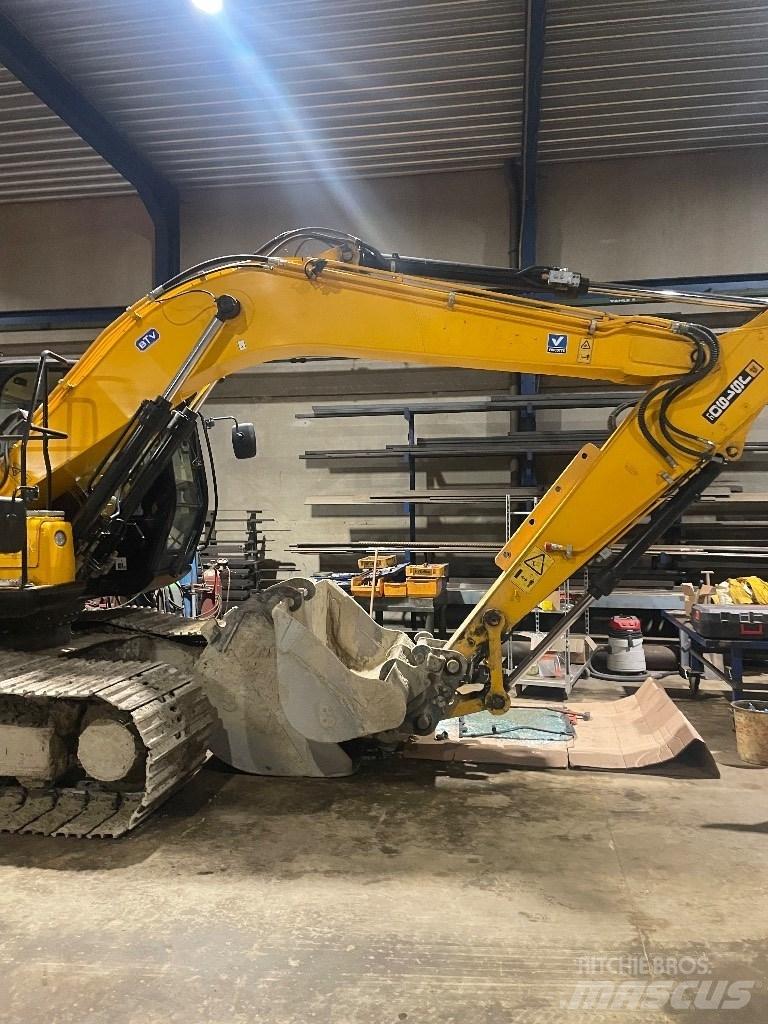 JCB JS 190 LC Bageri guseničari