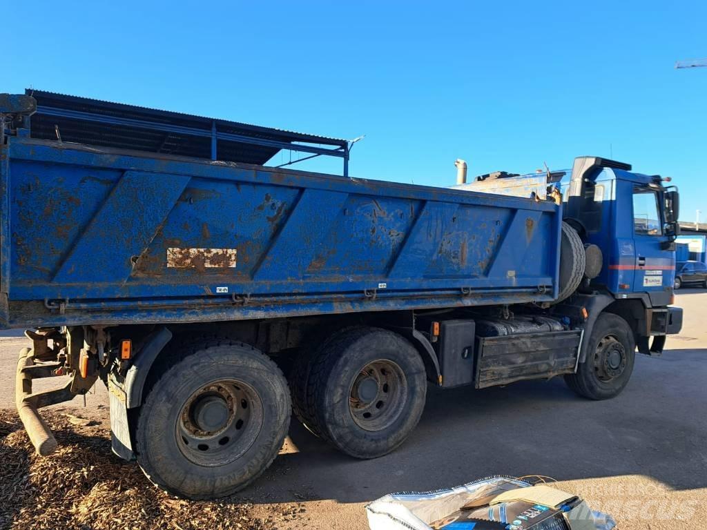 Tatra T 815-2 Terno Kiperi kamioni