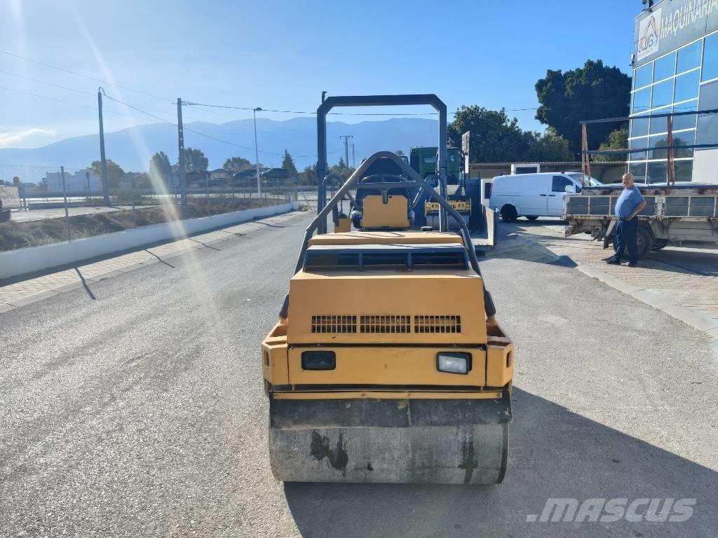 Bomag BW 120 Valjci sa duplim bubnjem