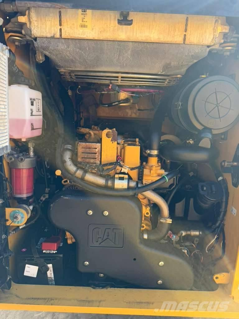 CAT 279 D3 Skid steer mini utovarivači