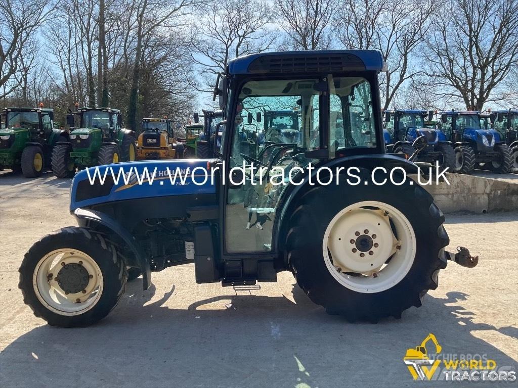New Holland T 4.95 F Traktori