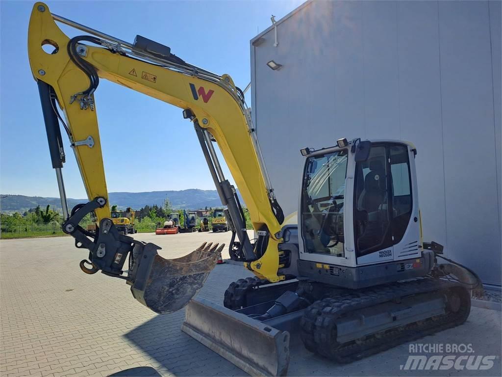 Wacker Neuson EZ80 Bageri guseničari