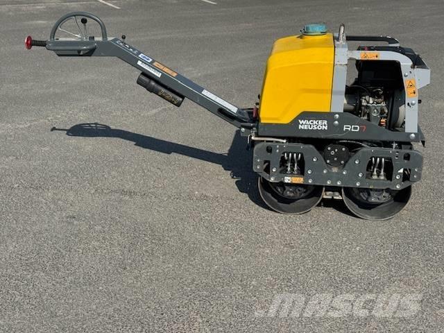 Wacker Neuson RD 7 Valjci sa duplim bubnjem