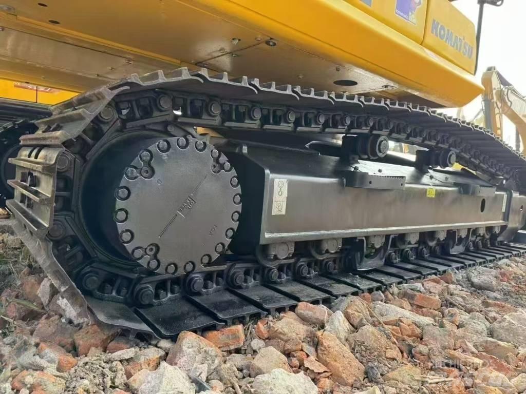 Komatsu PC 220 Bageri guseničari