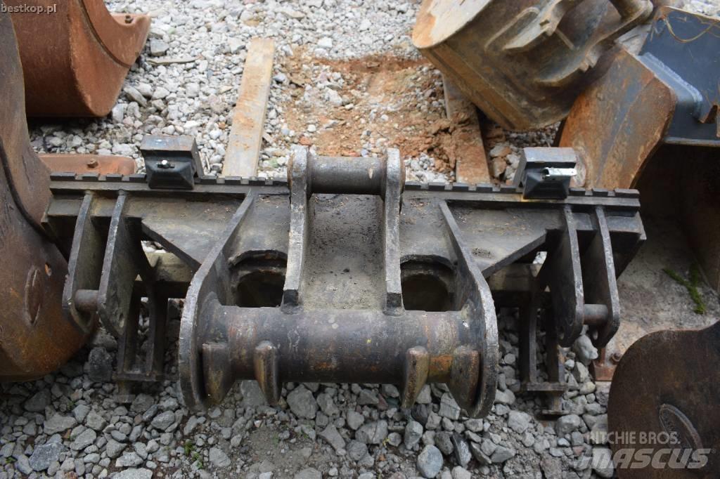 Komatsu PW118MR-11 Bageri točkaši