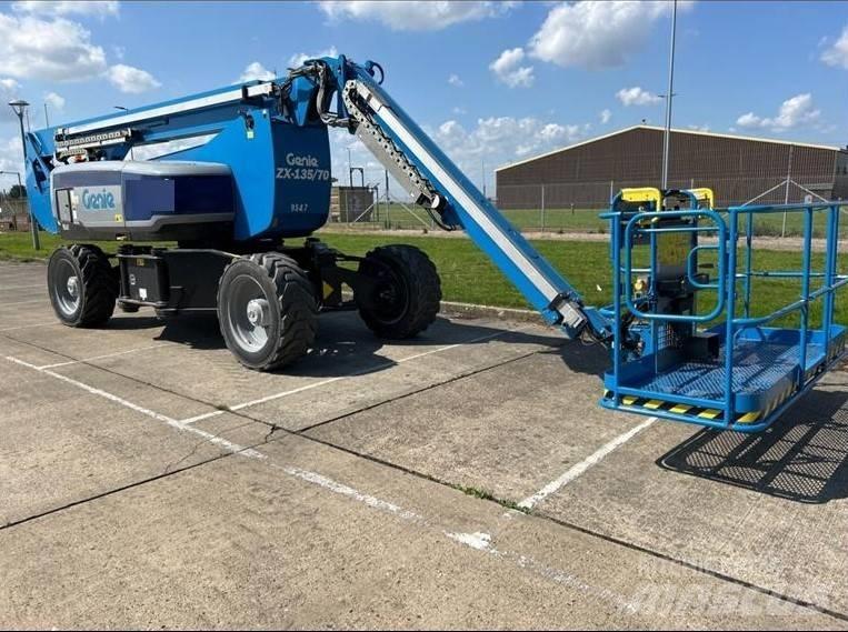 Genie ZX 135/70 Zglobne podizne platforme