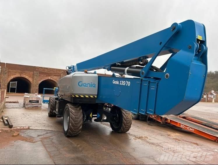 Genie ZX 135/70 Zglobne podizne platforme