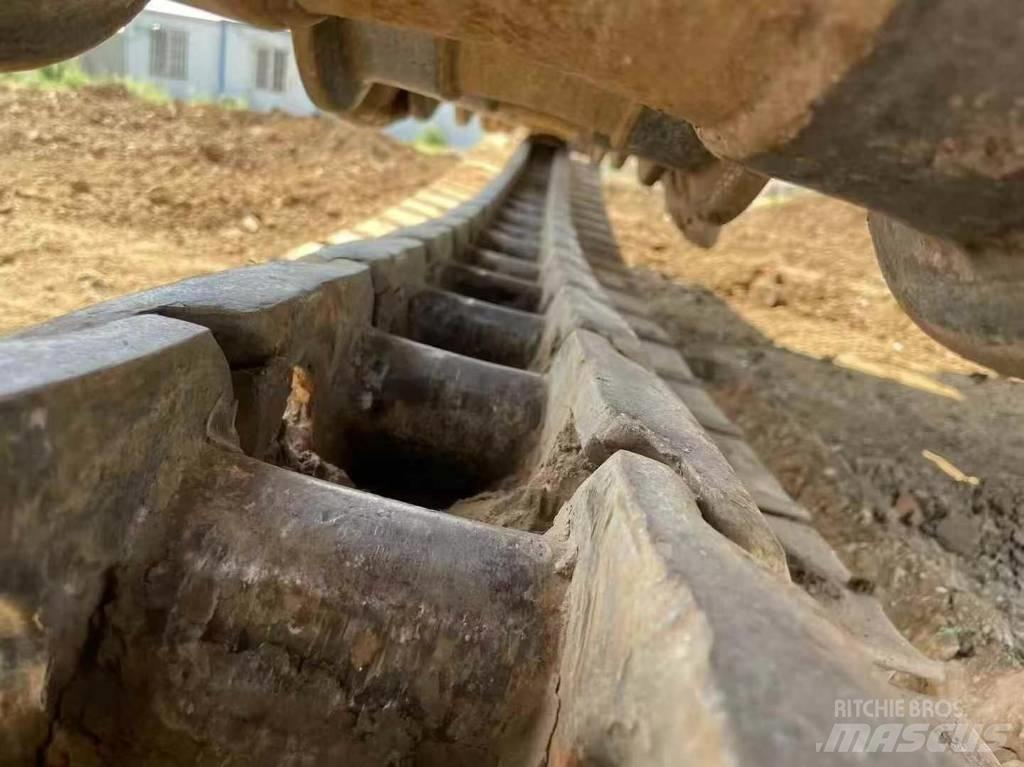 Doosan DH370 Bageri guseničari