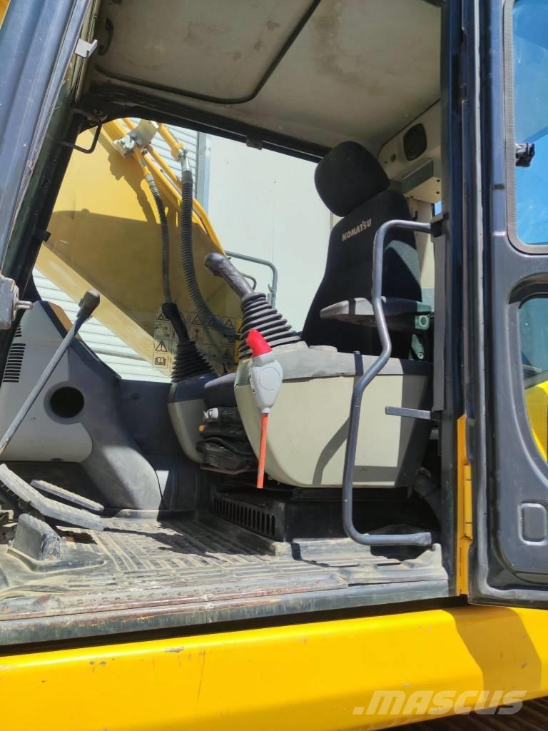 Komatsu PC 210 NLC-8 Bageri guseničari
