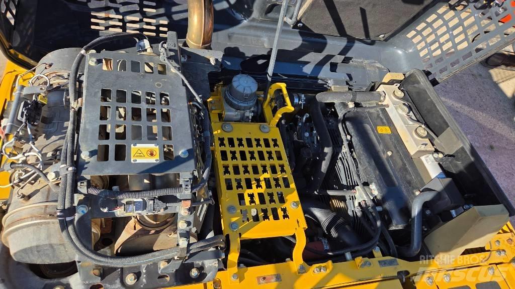 Komatsu PC 210 Bageri guseničari