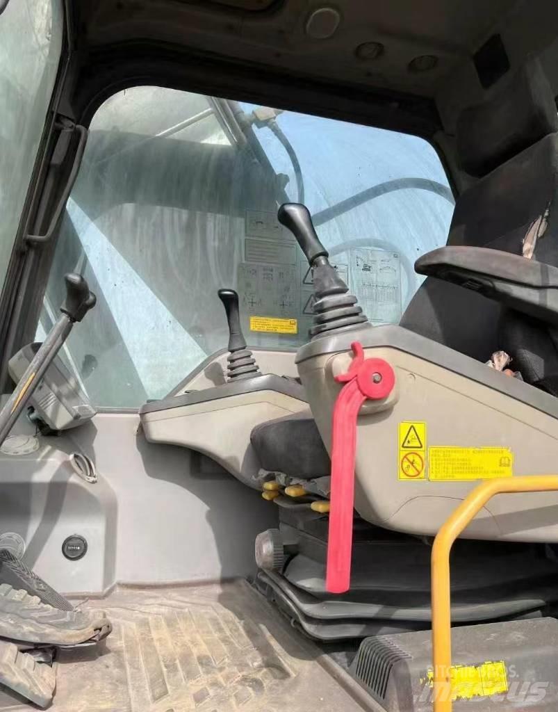 Volvo EC 210 D Bageri guseničari