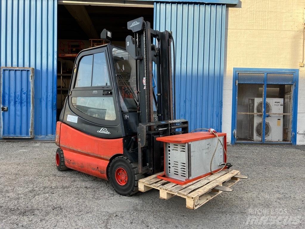 Linde E 25 Električni viljuškari