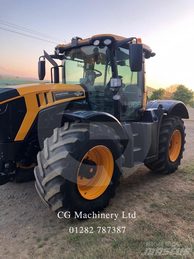 JCB Fastrac 4220 Traktori
