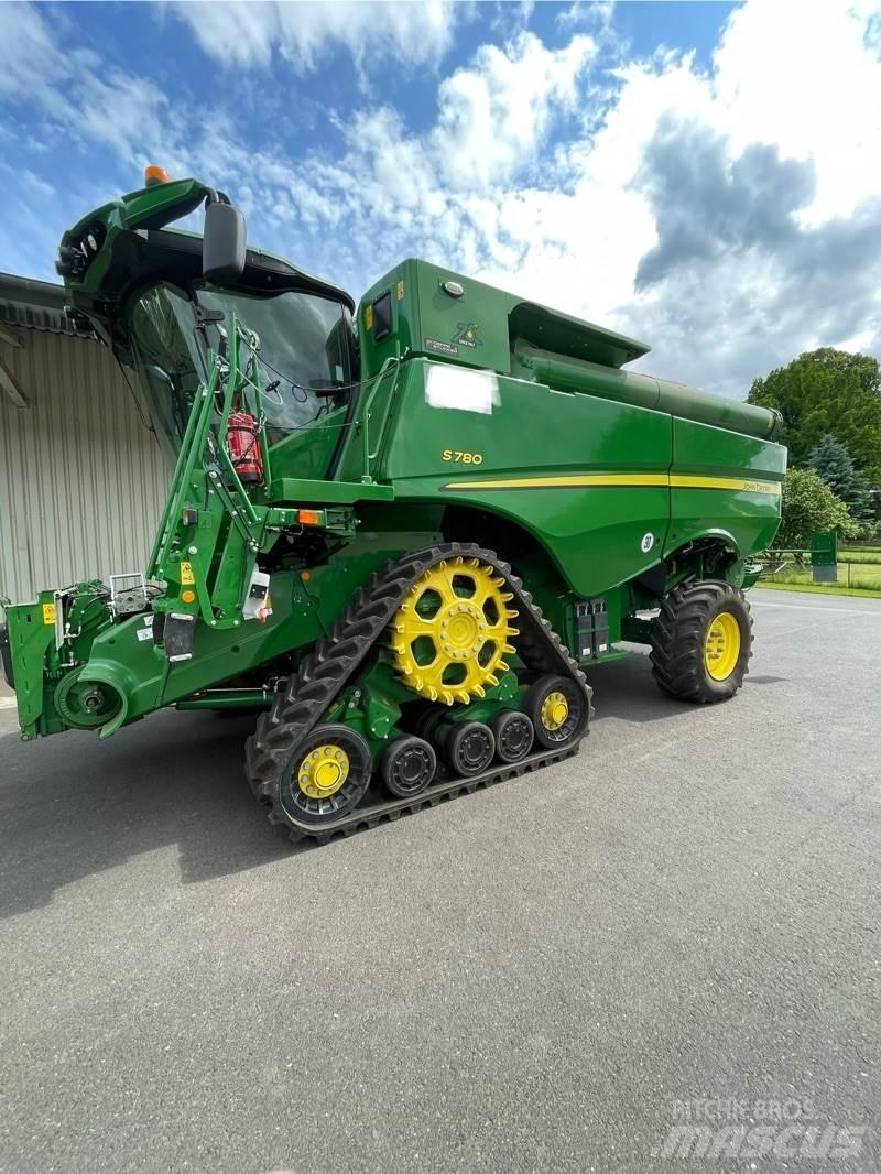 John Deere S780i Kombajni