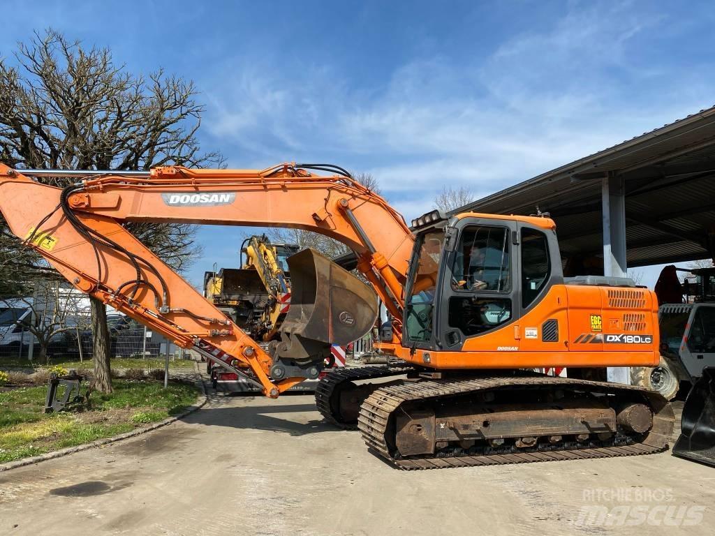 Doosan DX 180 LC-3 Bageri guseničari