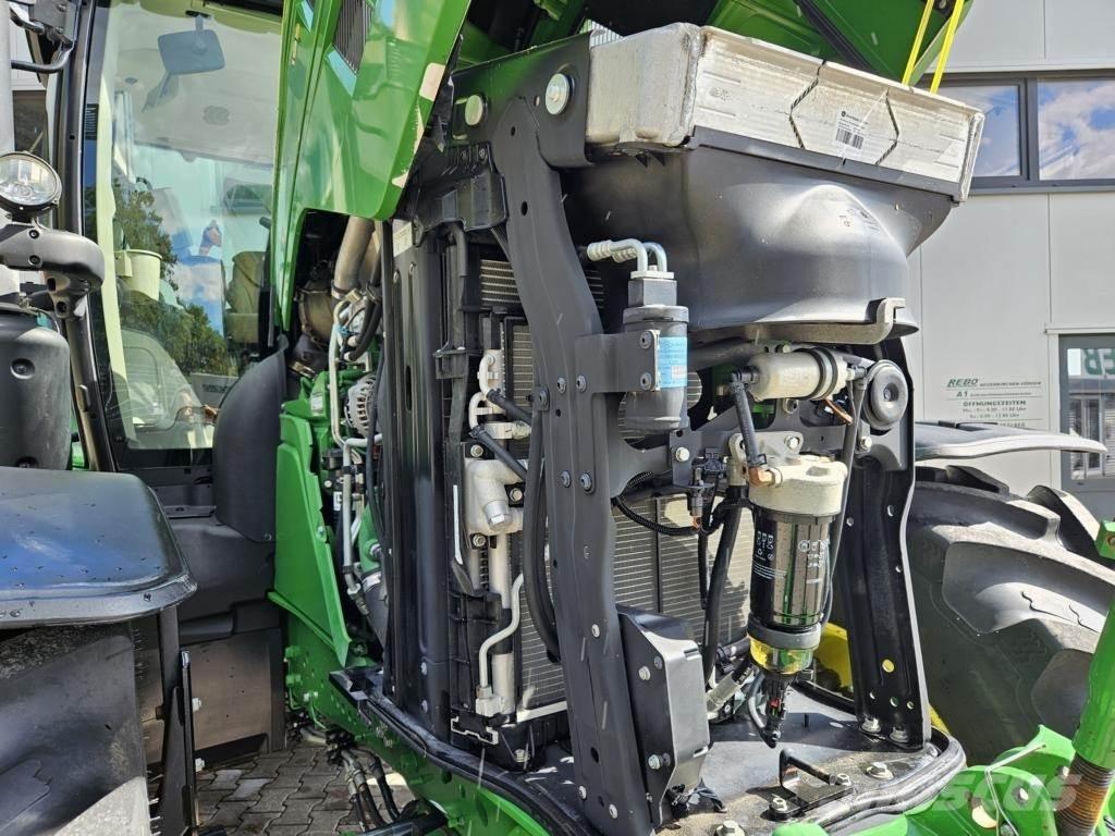 John Deere 6R195 Traktori