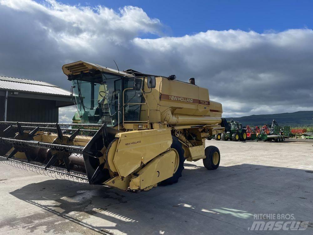 New Holland TX 34 Kombajni