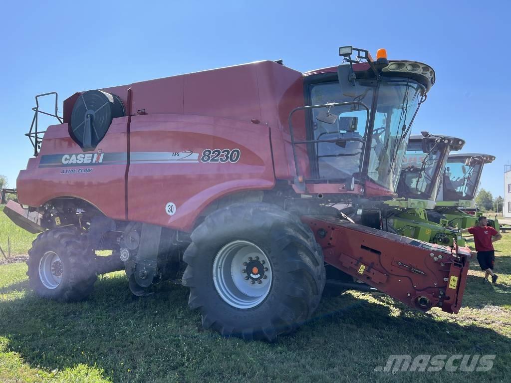 Case IH AF 8230 Kombajni