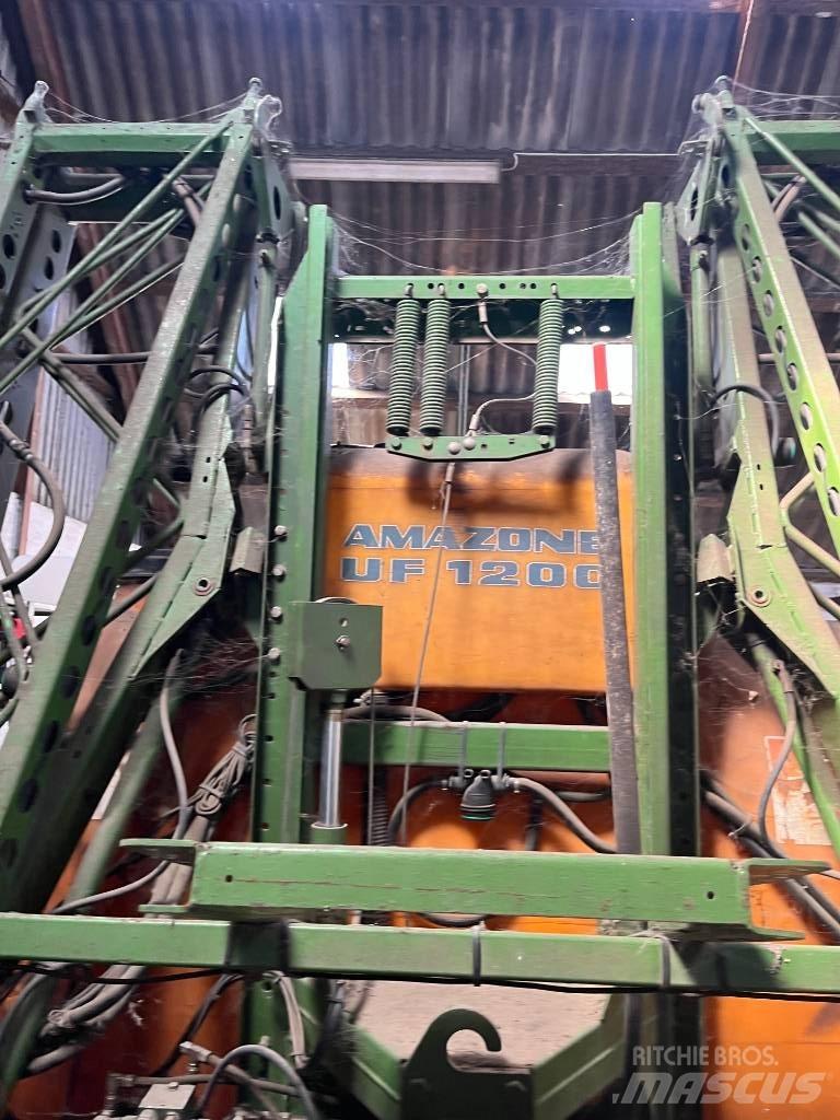 Amazone UF 1200 Montirane prskalice