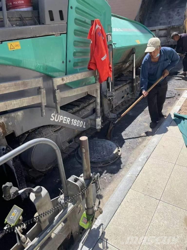 Vögele Super 1880L Asfaltni finišeri