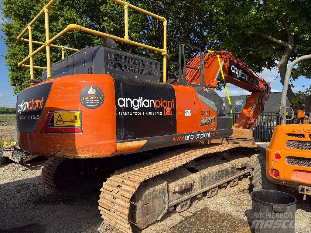 Hitachi ZX 300 LC-7 Bageri guseničari