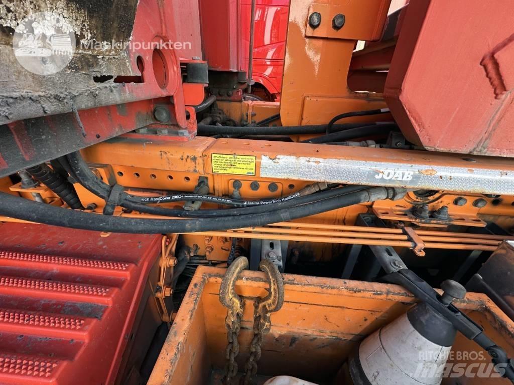 Scania R 520 LB Rol kiper kamioni sa kukom za podizanje tereta